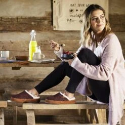 Acorn Womens Sustainable Camden Clog Slippers 12 Acorn Womens Sustainable Camden Clog Slippers -Hestra Clothing Store acorn women s sustainable camden clog slippers 105