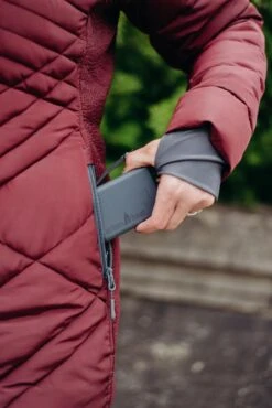 ActionHeat 5V 6000mAh Power Bank Kit -Hestra Clothing Store actionheat 5v 6000mah power bank kit 169