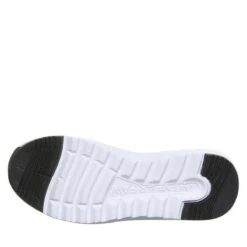 Bearpaw Womens Puffy Boots -Hestra Clothing Store bearpaw women s puffy boots 105