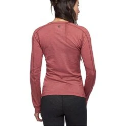 Black Diamond Womens Solution 150 Merino Base Crew -Hestra Clothing Store black diamond women s solution 150 merino base crew 101