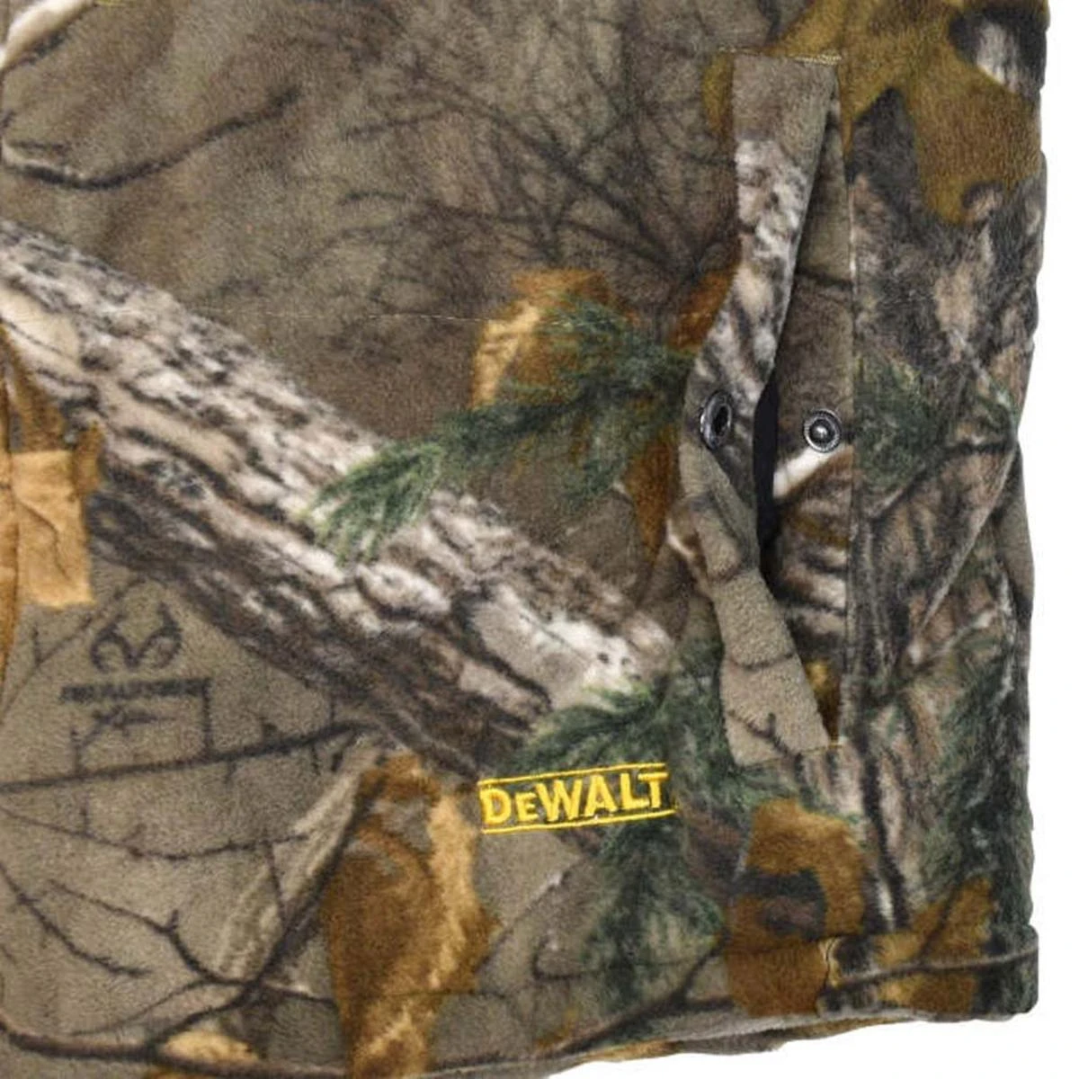 DeWalt Realtree Xtra Mens Camouflage Fleece Heated Vest With Battery 7 DeWalt Realtree Xtra Mens Camouflage Fleece Heated Vest With Battery - Image 5