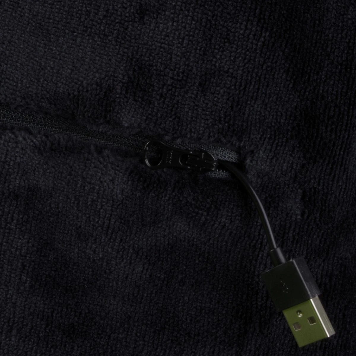 Glovii 5V Battery Heated Scarf 6 Glovii 5V Battery Heated Scarf - Image 4