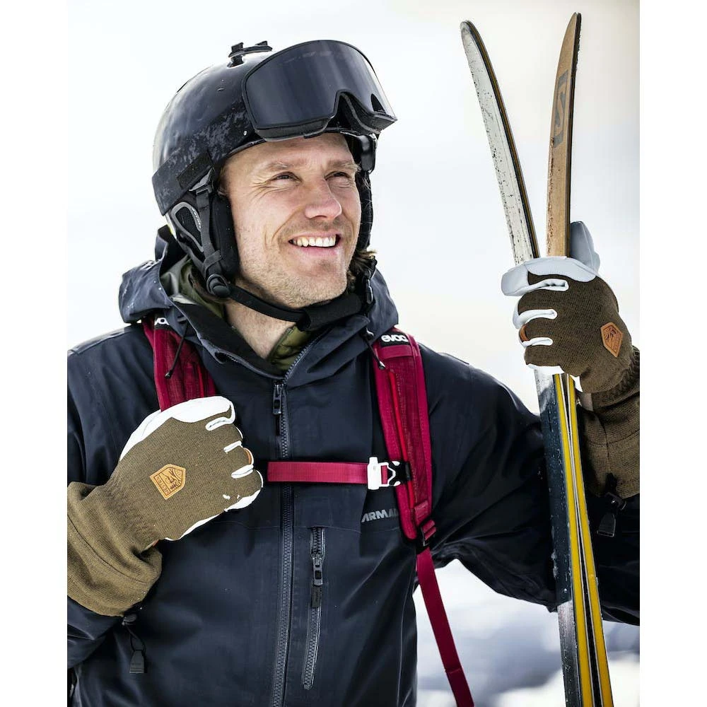 Hestra Army Leather Patrol Gauntlet 5-Finger Gloves 11 Hestra Army Leather Patrol Gauntlet 5-Finger Gloves - Image 9