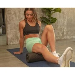 Hyperice Vyper 3 Vibrating Muscle Massage Roller - Black 13 Hyperice Vyper 3 Vibrating Muscle Massage Roller - Black -Hestra Clothing Store hyperice vyper 3 vibrating muscle massage roller black 106