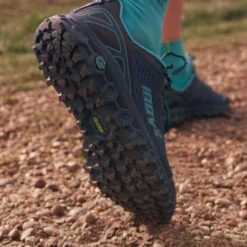 Inov-8 Womens Parkclaw G 280 Running Shoes 17 Inov-8 Womens Parkclaw G 280 Running Shoes -Hestra Clothing Store inov 8 women s parkclaw g 280 running shoes 13