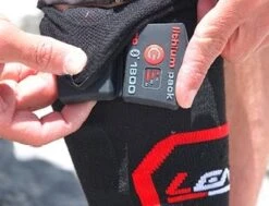 Lenz Battery Pack RcB 1800 Battery And Charger Set -Hestra Clothing Store lenz lithium pack rcb 1800 16